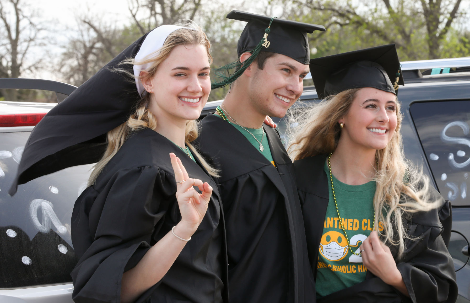 KCHS senior drive-thru